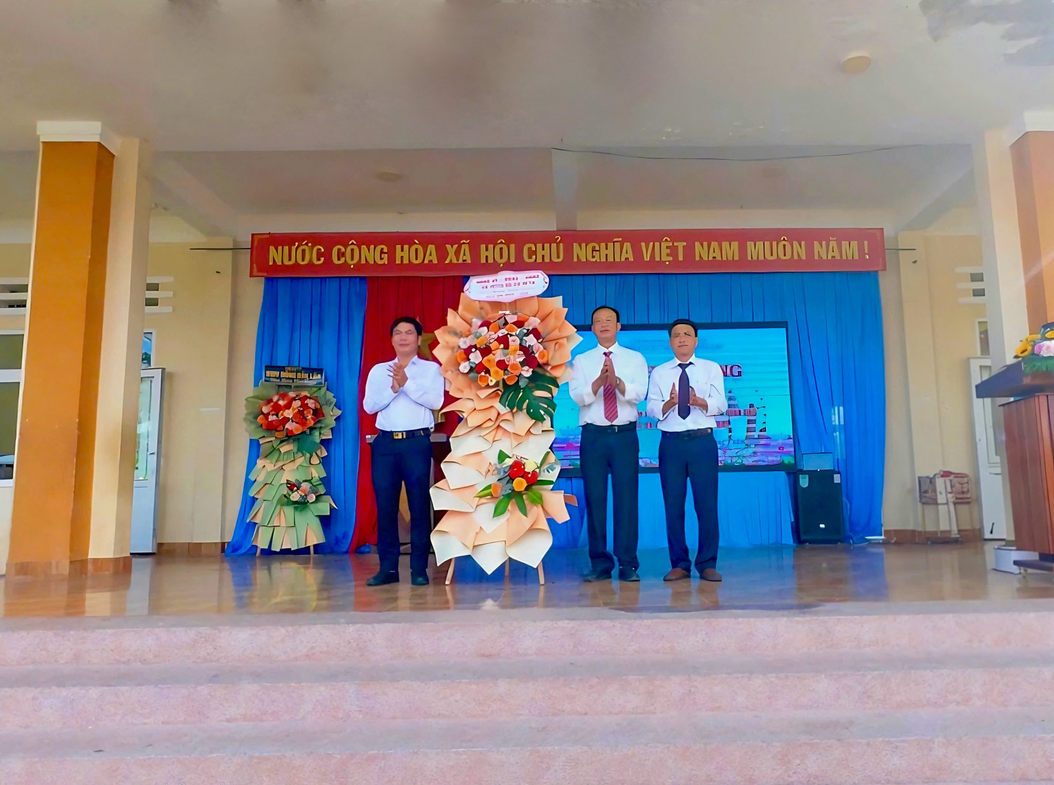 Lễ khai giảng năm học 2025-2016